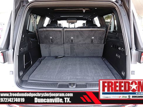 New 2025 Jeep Wagoneer L Series II w/ Premium Group I image 45