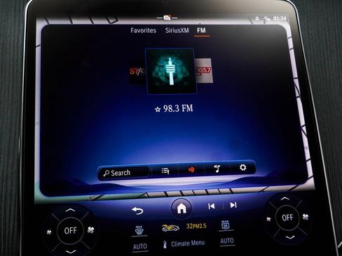 Used 2023 Mercedes-Benz EQS 450+ SUV image 29