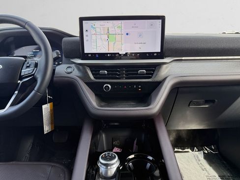 New 2026 Ford Explorer Platinum w/ LUX Leather Package image 41