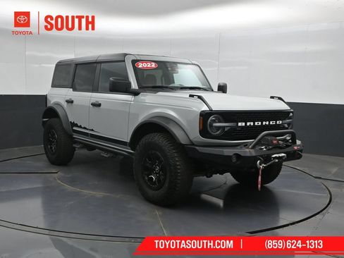 Used 2022 Ford Bronco Wildtrak AWD/4WD image 4