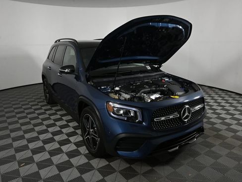 Used 2022 Mercedes-Benz GLB 250 image 34