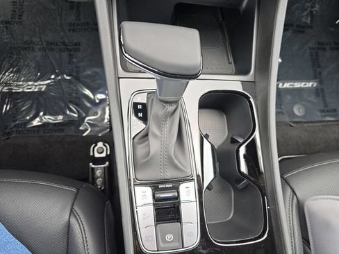 Used 2025 Hyundai Tucson SEL AWD/4WD image 19