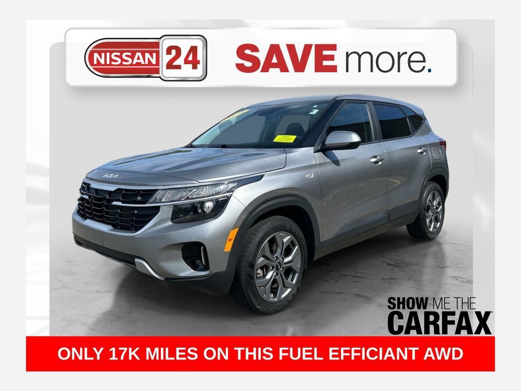 Used 2024 Kia Seltos LX AWD/4WD image 1
