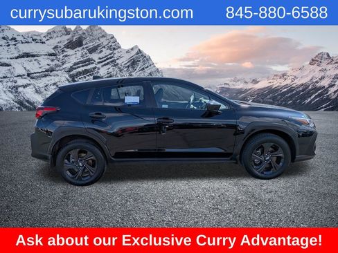 Used 2024 Subaru Crosstrek 2.0i image 2
