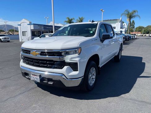 Used 2025 Chevrolet Silverado 1500 LT image 4