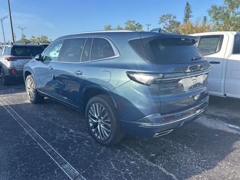 New 2026 Buick Enclave Avenir image 7