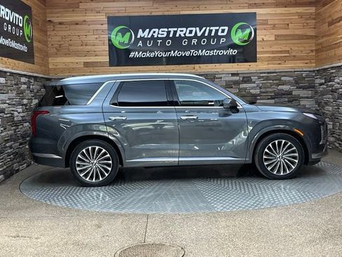 Used 2023 Hyundai Palisade Calligraphy w/ Cargo Package AWD/4WD image 15