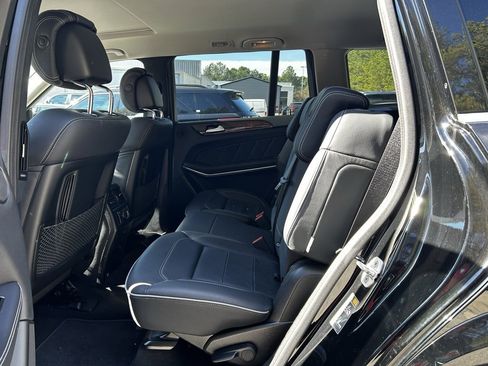 Used 2013 Mercedes-Benz GL 550 4MATIC image 10