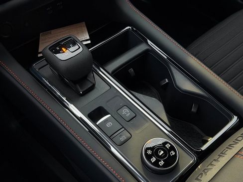 New 2026 Nissan Pathfinder Rock Creek image 30