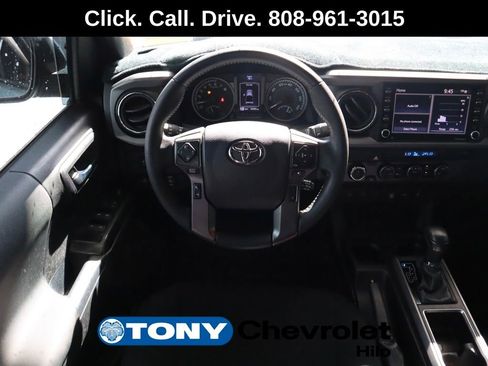 Used 2023 Toyota Tacoma TRD Off-Road image 12
