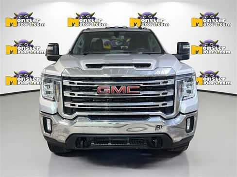 Used 2022 GMC Sierra 2500 SLE w/ SLE Value Package; image 2