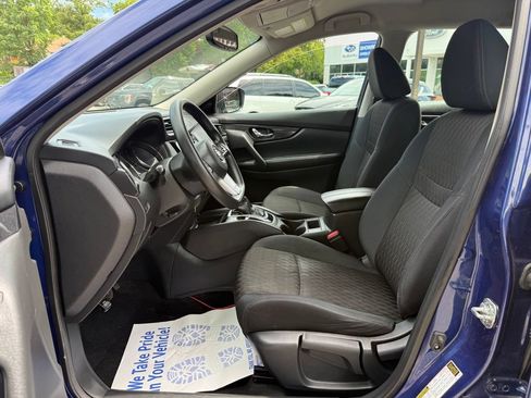Used 2018 Nissan Rogue S AWD/4WD image 19