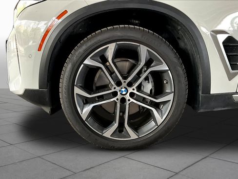 Certified 2026 BMW X5 sDrive40i w/ Climate Comfort Package RWD image 14