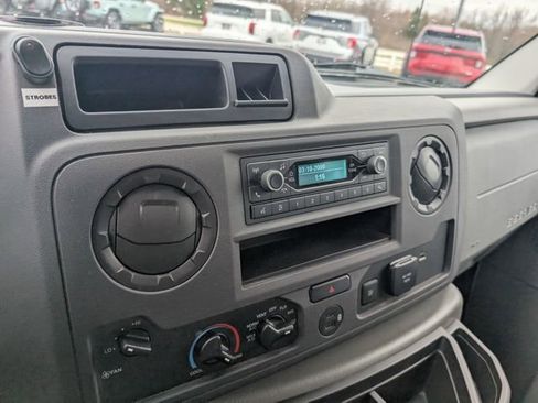 Used 2025 Ford E-350 and Econoline 350 Super Duty w/ Power Equipment Group image 20