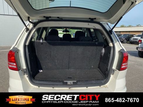 Used 2020 Dodge Journey SE w/ Blacktop Package FWD image 10