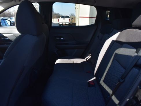 Used 2025 Nissan Kicks SV image 14