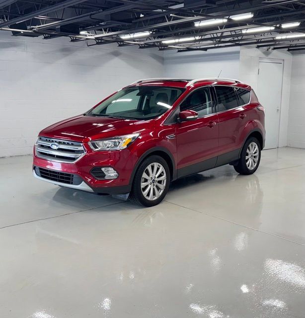 Used 2017 Ford Escape Titanium FWD image 1