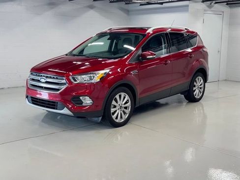 Used 2017 Ford Escape Titanium FWD image 1