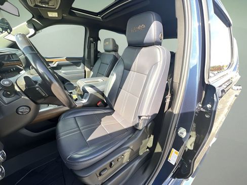 Certified 2022 Chevrolet Silverado 1500 High Country w/ High Country Premium Package image 20