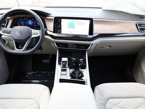 New 2026 Volkswagen Atlas SE image 27