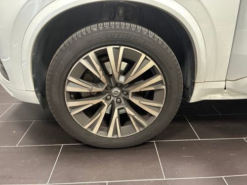 Used 2020 Volvo XC90 T5 Momentum w/ Protection Package Premier FWD image 27