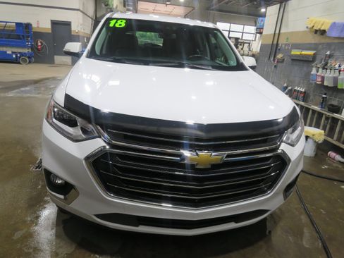 Used 2018 Chevrolet Traverse Premier AWD/4WD image 2