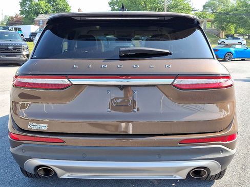 Used 2022 Lincoln Corsair AWD w/ Premium Package image 5