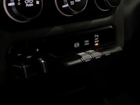 Used 2020 RAM 3500 Tradesman image 27