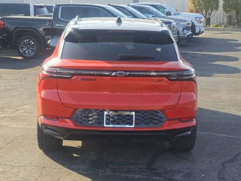 New 2026 Chevrolet Equinox EV RS FWD image 17