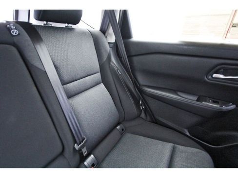 Used 2024 Nissan Rogue SV FWD image 12