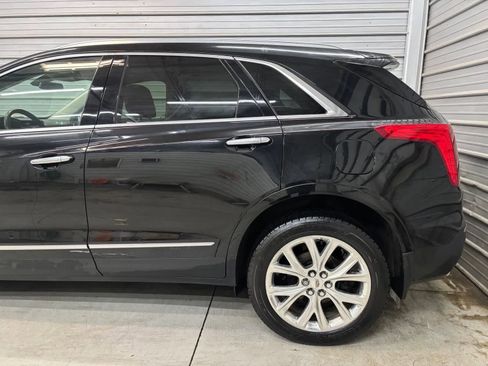Used 2017 Cadillac XT5 Luxury AWD/4WD image 5