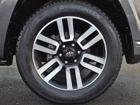 Used 2023 Toyota 4Runner Limited image 9