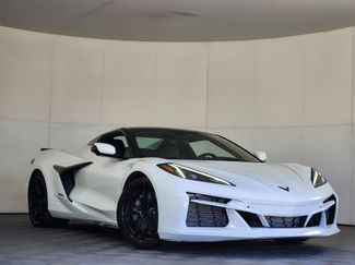 Used 2025 Chevrolet Corvette E-Ray w/ Stealth Interior Trim Package AWD/4WD video 1