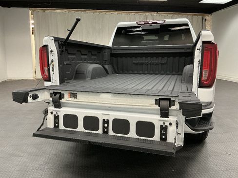 Used 2023 GMC Sierra 1500 Denali AWD/4WD image 33