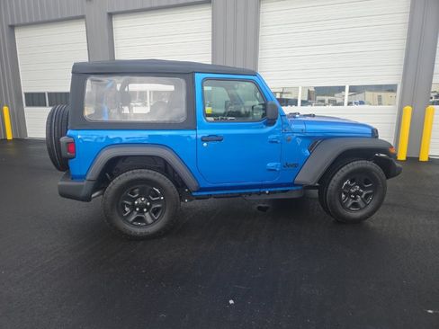 Used 2026 Jeep Wrangler Sport AWD/4WD image 10