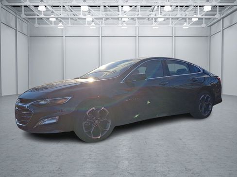 Used 2023 Chevrolet Malibu LT image 1