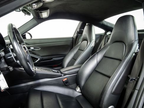 Used 2019 Porsche 911 Carrera image 5