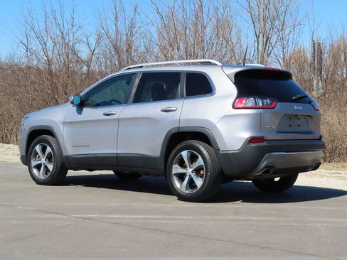 Used 2020 Jeep Cherokee Limited AWD/4WD image 4
