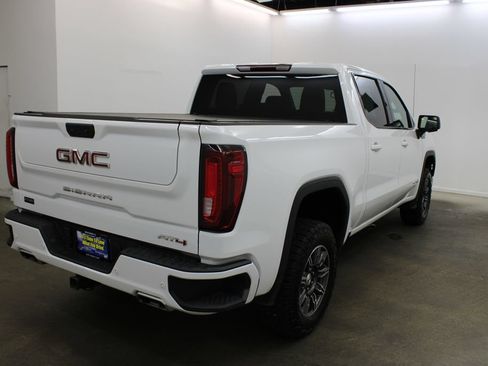 Used 2025 GMC Sierra 1500 AT4 AWD/4WD image 5