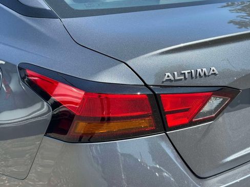 Certified 2025 Nissan Altima 2.5 SL FWD image 10