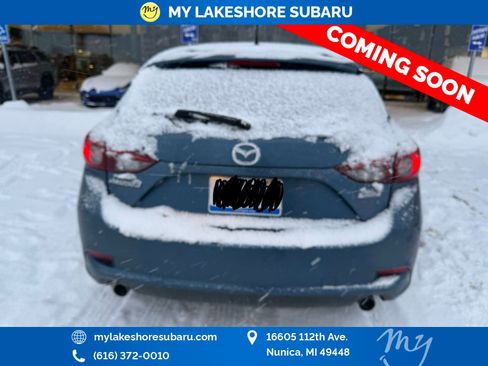 Used 2017 MAZDA MAZDA3 Touring image 6