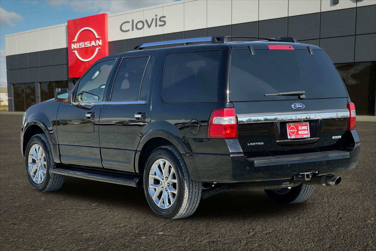 Used 2017 Ford Expedition Limited RWD image 6
