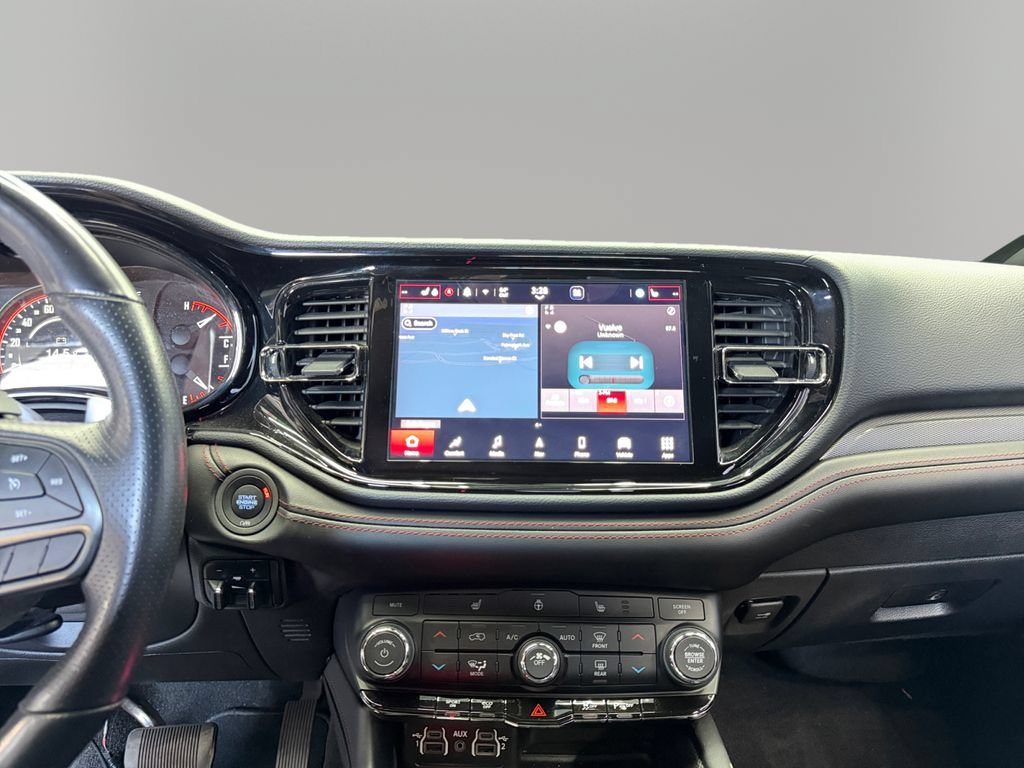 Used 2025 Dodge Durango R/T w/ Blacktop Package AWD/4WD image 22
