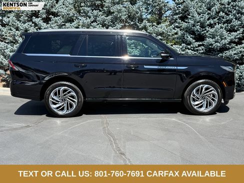 Used 2025 Lincoln Navigator Reserve AWD/4WD image 10