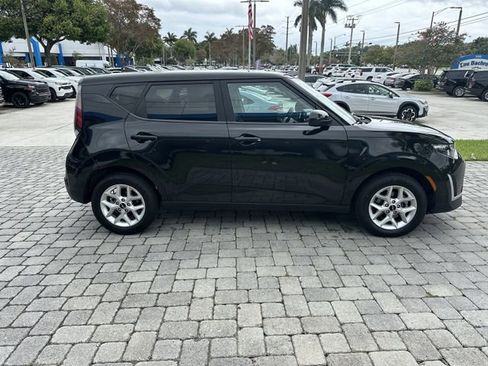 Used 2024 Kia Soul LX w/ Option Group 015 FWD image 14