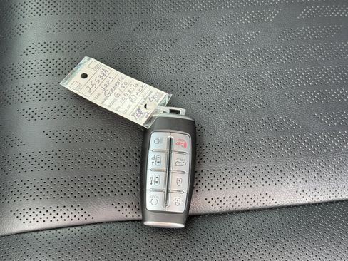 Used 2023 Genesis GV80 3.5T Advanced + w/ Advanced Package image 37