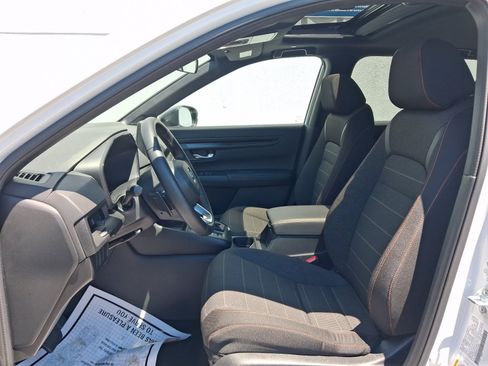 Used 2026 Honda CR-V Sport image 5