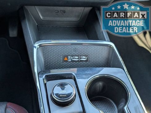 Used 2026 Chevrolet Equinox RS w/ Convenience Package III FWD image 12