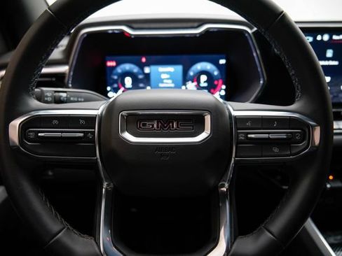 Used 2025 GMC Canyon Elevation w/ Convenience Package image 32