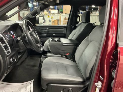Used 2022 RAM 1500 Big Horn AWD/4WD image 9